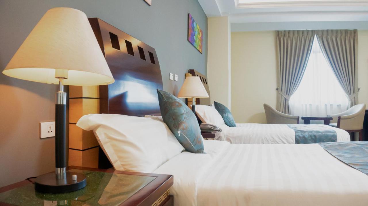 Dabi Hotel & Apartments Addis Abeba Esterno foto
