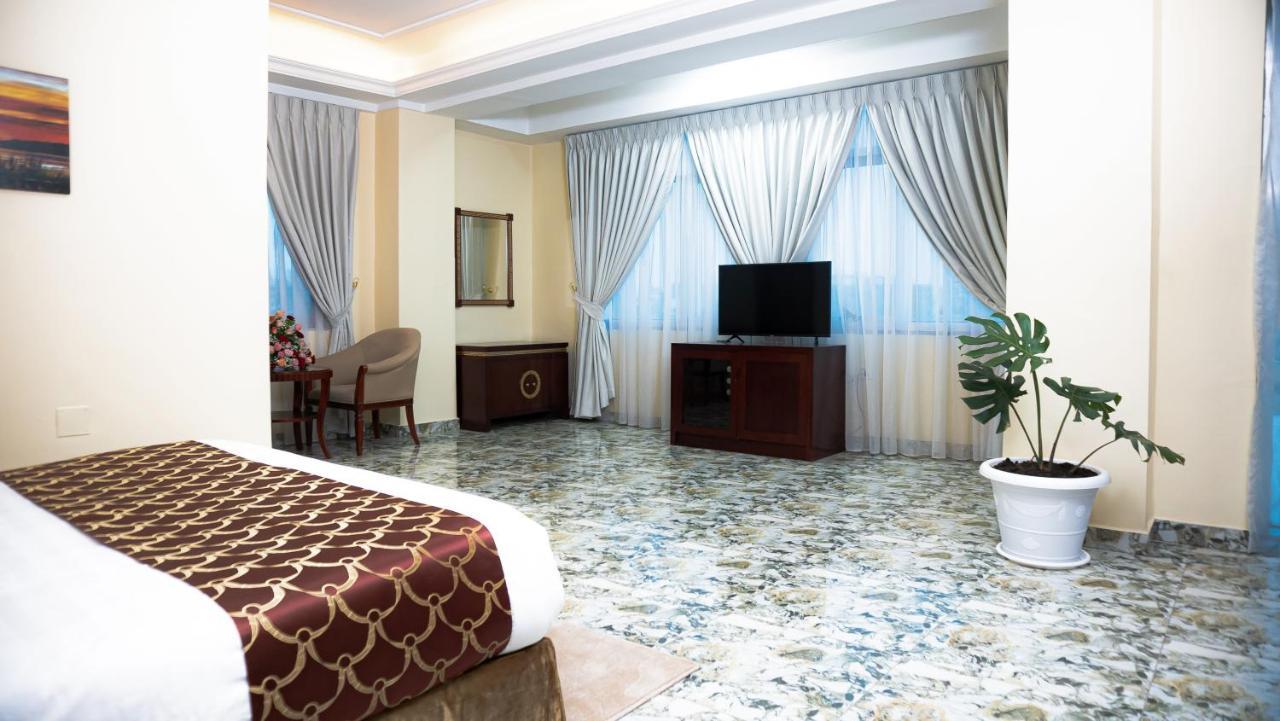 Dabi Hotel & Apartments Addis Abeba Esterno foto